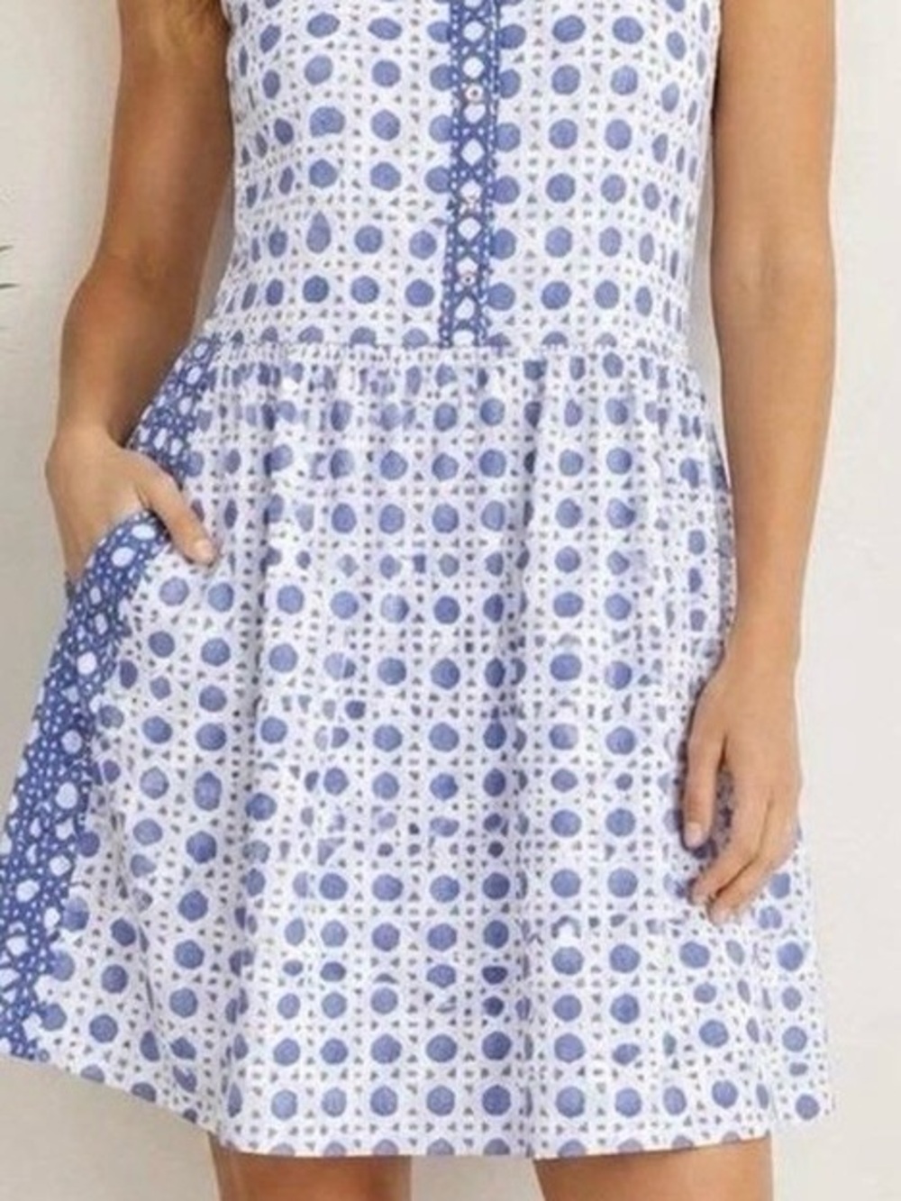 Vineyard Vines Sleeveless Sundress - Picture 2 of 9